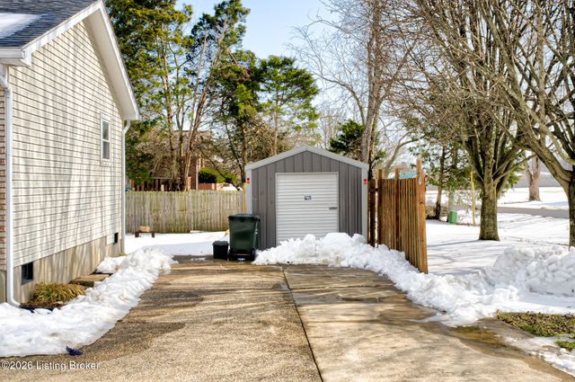 112 Benjamin Pl, Mt Washington, KY 40047