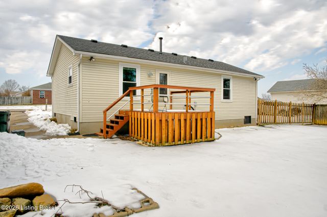 112 Benjamin Pl, Mt Washington, KY 40047