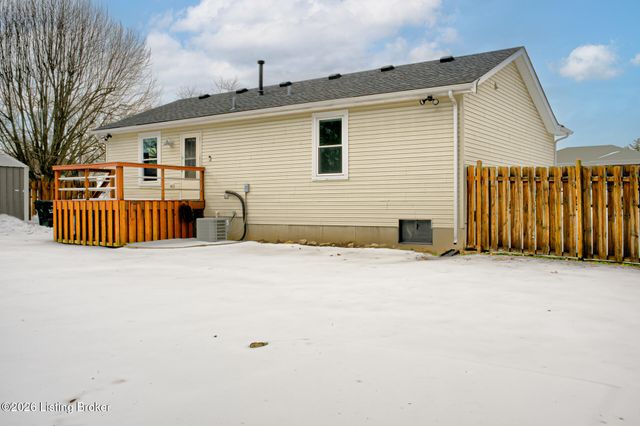 112 Benjamin Pl, Mt Washington, KY 40047