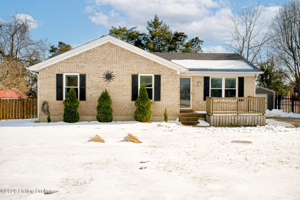 112 Benjamin Pl, Mt Washington, KY 40047