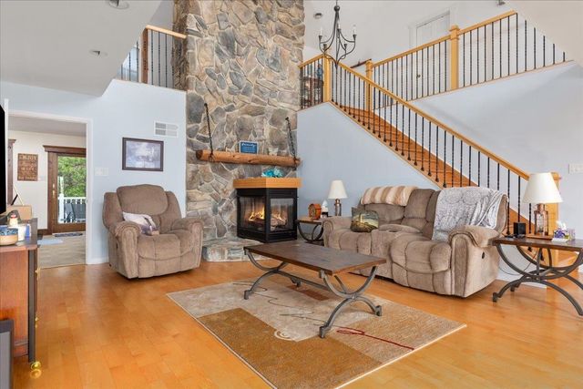 209 PARK RIDGE CT, Front Royal, VA 22630