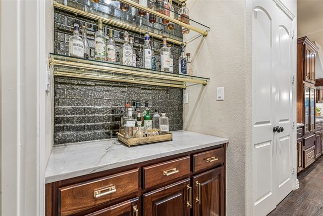 2206 Carrick Drive, Trophy Club, TX 76262