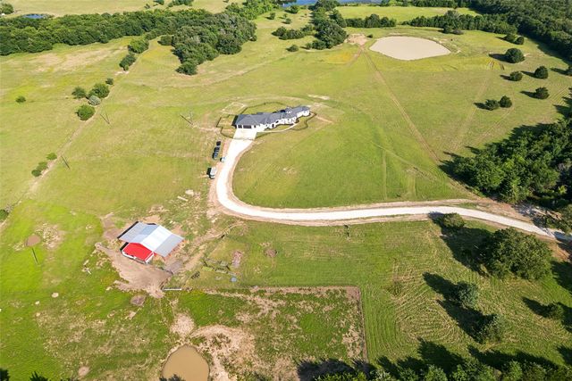975 Vz County Road 3510, Wills Point, TX 75169