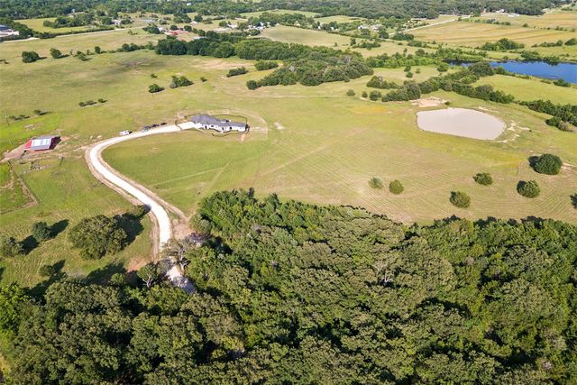 975 Vz County Road 3510, Wills Point, TX 75169