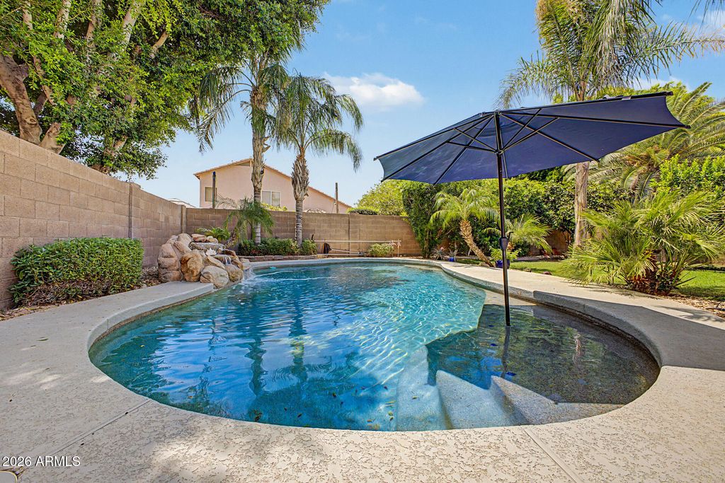 4751 W PONDEROSA Lane, Glendale, AZ 85308 — photo 2