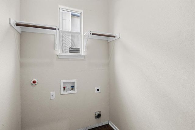 302 Southwind RD, Lago Vista, TX 78645