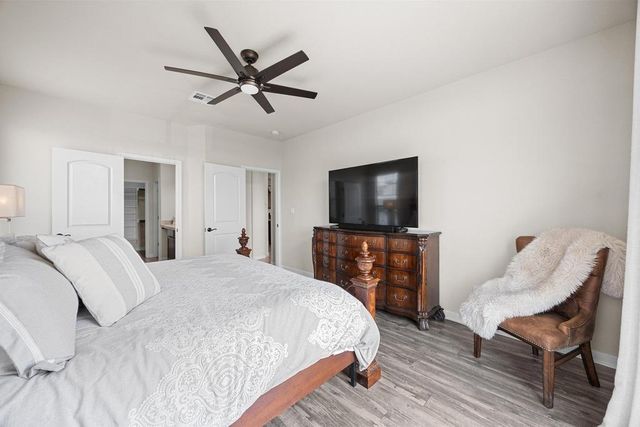 302 Southwind RD, Lago Vista, TX 78645