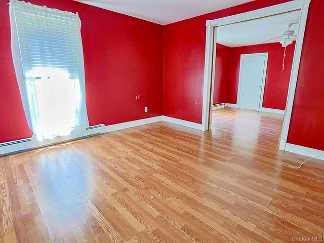 4 Lincoln Street, Middletown, NY 10940