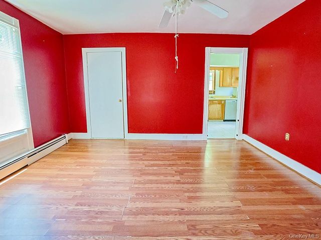4 Lincoln Street, Middletown, NY 10940