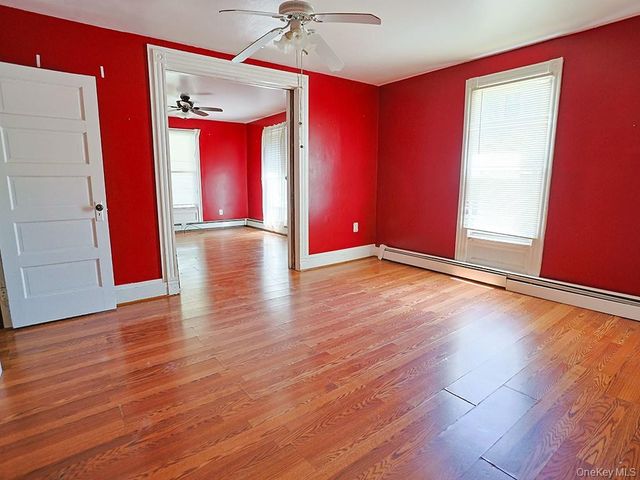 4 Lincoln Street, Middletown, NY 10940
