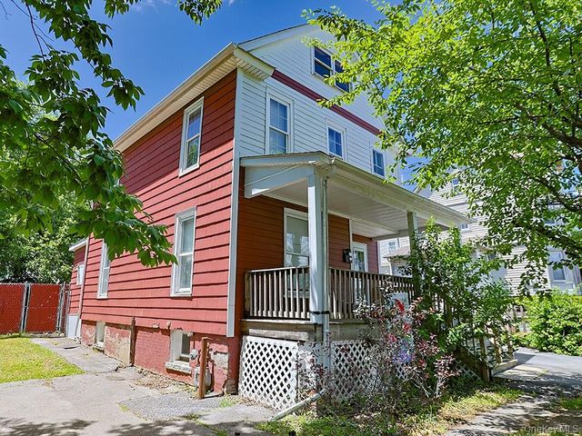 4 Lincoln Street, Middletown, NY 10940