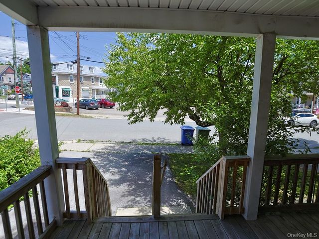 4 Lincoln Street, Middletown, NY 10940