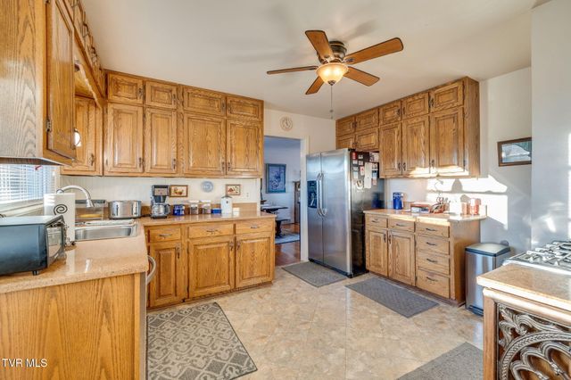 317 Sunnybrook Drive, Bristol, TN 37620