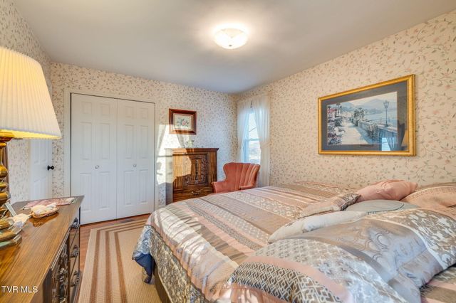 317 Sunnybrook Drive, Bristol, TN 37620