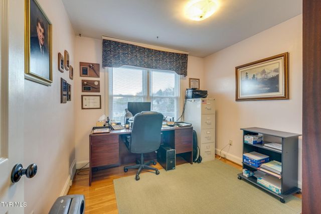 317 Sunnybrook Drive, Bristol, TN 37620