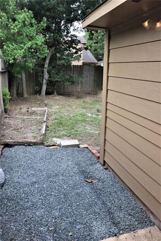 7718 High Village Drive 220, Houston, TX 77095