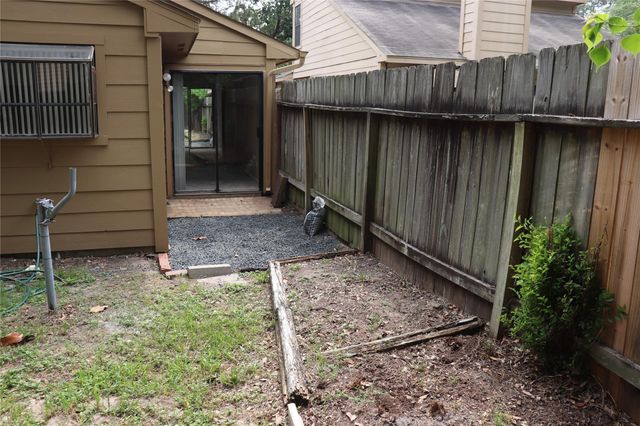 7718 High Village Drive 220, Houston, TX 77095