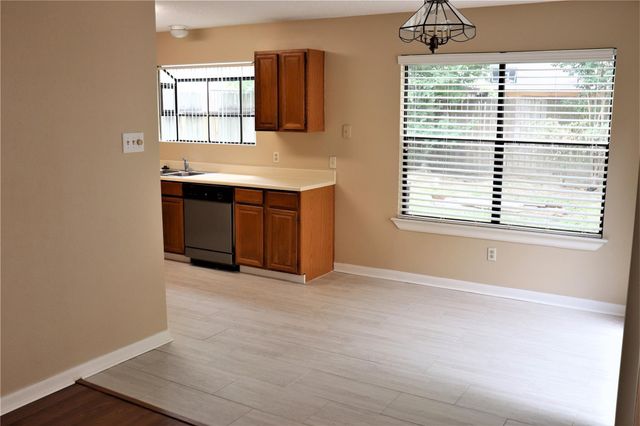 7718 High Village Drive 220, Houston, TX 77095