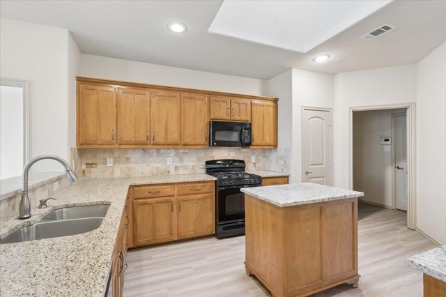 10205 Point Lobos Trail, Fort Worth, TX 76177