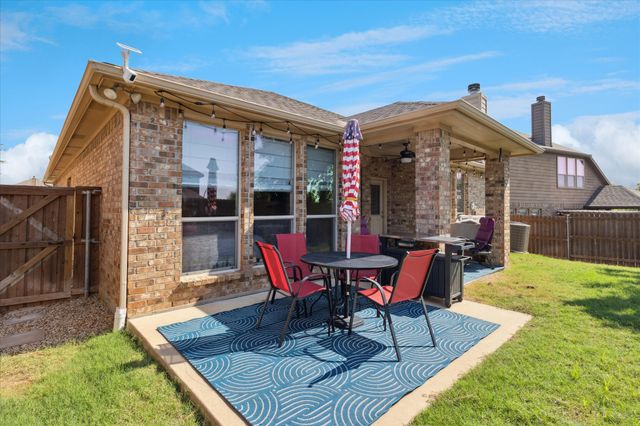 10205 Point Lobos Trail, Fort Worth, TX 76177