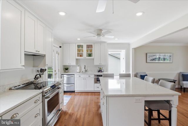 6939 WICK LN, Rockville, MD 20855