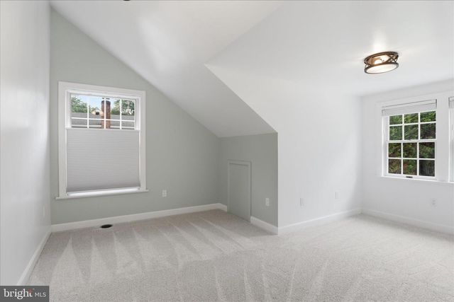 6939 WICK LN, Rockville, MD 20855