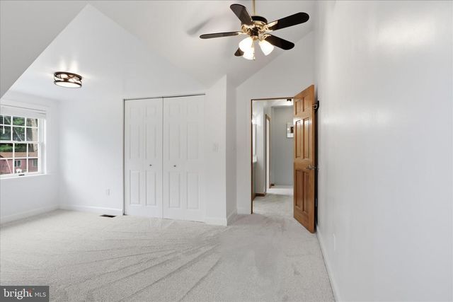 6939 WICK LN, Rockville, MD 20855