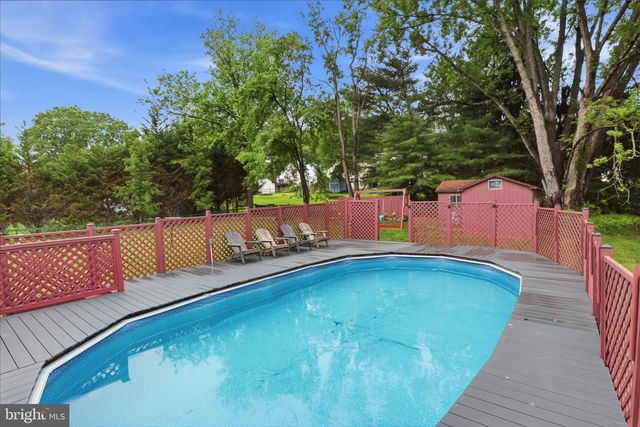 6939 WICK LN, Rockville, MD 20855