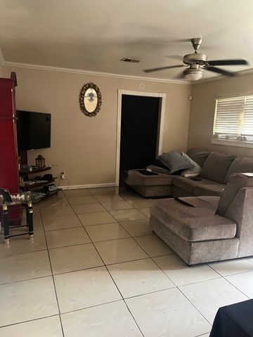 5843 Bluffman Drive, Dallas, TX 75241