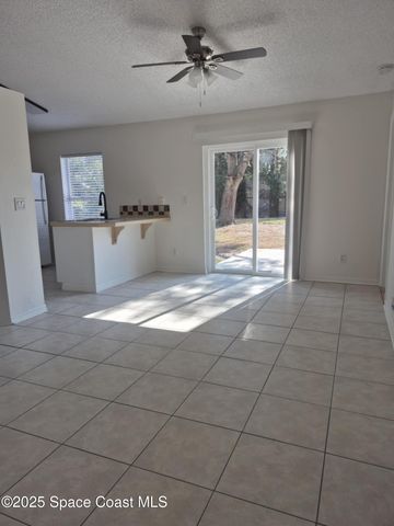 1042 SE Lava Street SE, Palm Bay, FL 32909