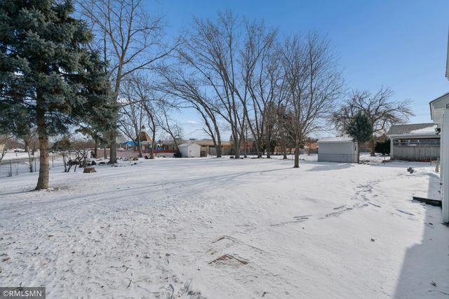 9772 Trenton Lane N, Maple Grove, MN 55369