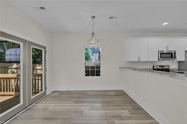 215 N 5th ST, Suffolk, VA 23434