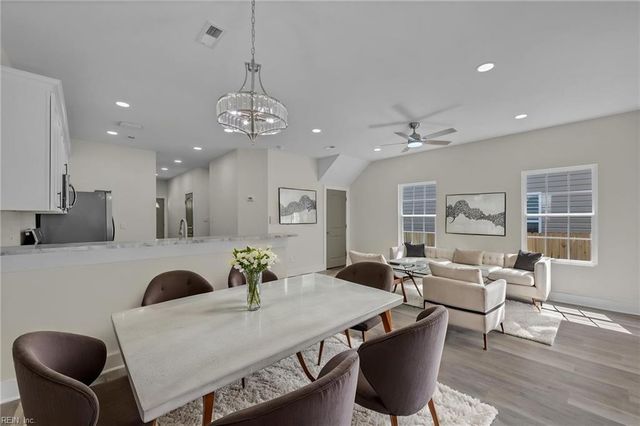 215 N 5th ST, Suffolk, VA 23434