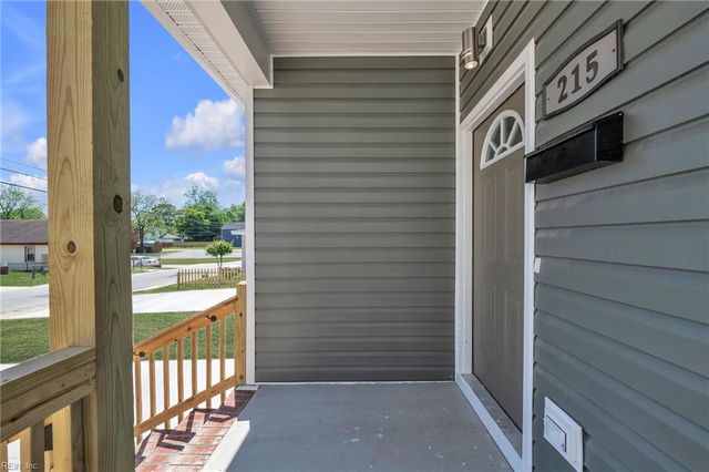 215 N 5th ST, Suffolk, VA 23434