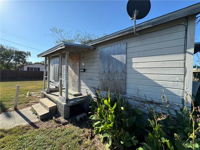 1359 18th Street St, Corpus Christi, TX 78404