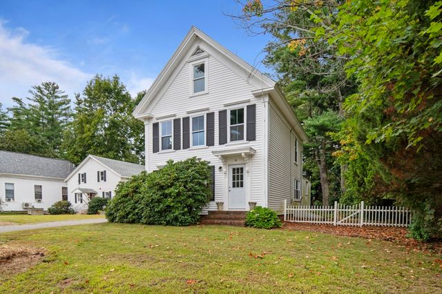 14 Church Street, Kingston, NH 03848