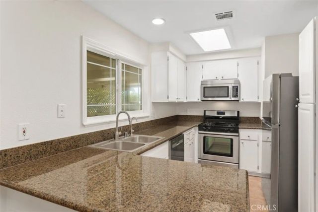 1691 W Ontario Avenue, Corona, CA 92882