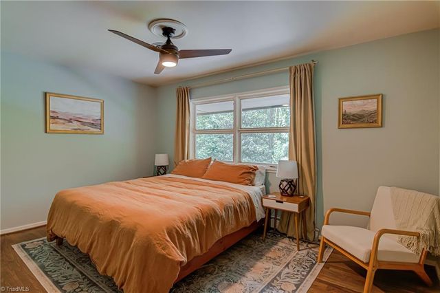 3256 Robinhood Road, Winston-salem, NC 27106
