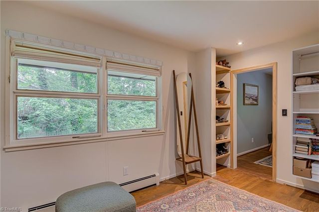 3256 Robinhood Road, Winston-salem, NC 27106