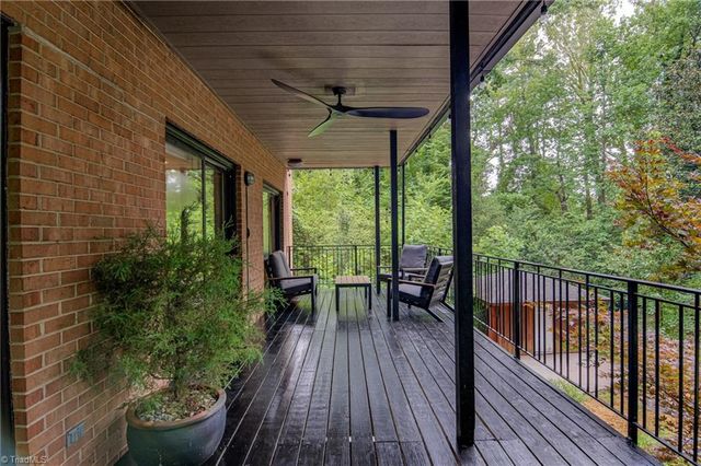3256 Robinhood Road, Winston-salem, NC 27106