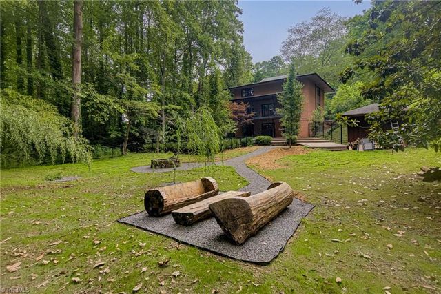 3256 Robinhood Road, Winston-salem, NC 27106