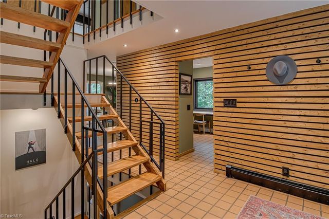 3256 Robinhood Road, Winston-salem, NC 27106
