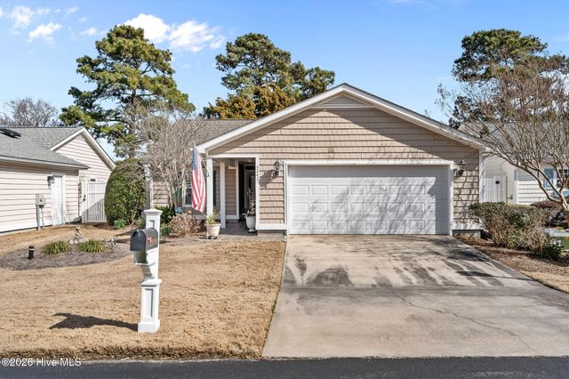 5243 Minnesota Drive SE, Southport, NC 28461