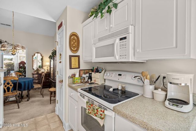 5243 Minnesota Drive SE, Southport, NC 28461