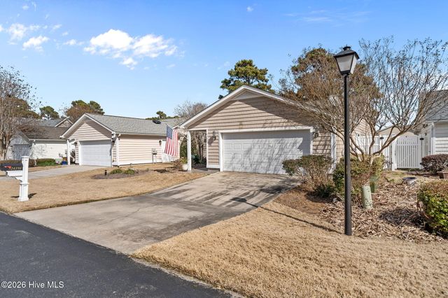 5243 Minnesota Drive SE, Southport, NC 28461