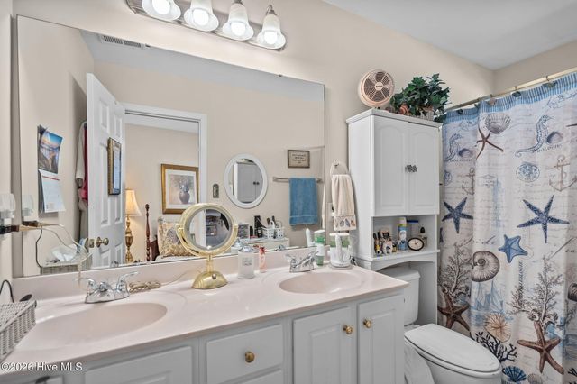 5243 Minnesota Drive SE, Southport, NC 28461