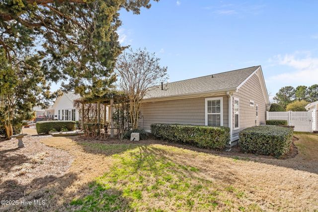 5243 Minnesota Drive SE, Southport, NC 28461