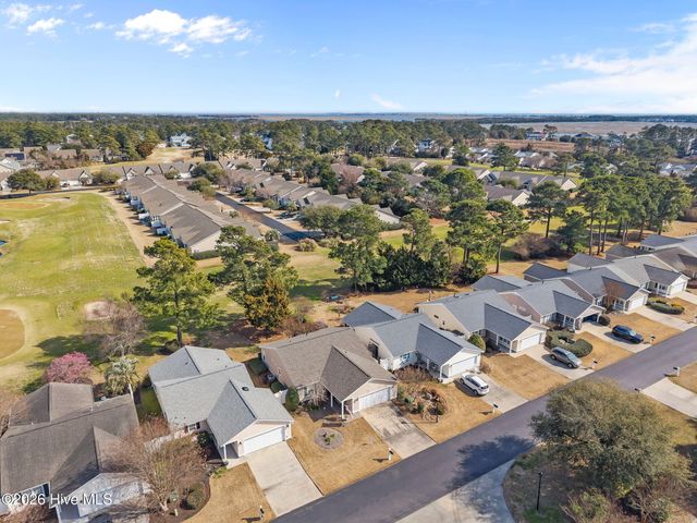 5243 Minnesota Drive SE, Southport, NC 28461