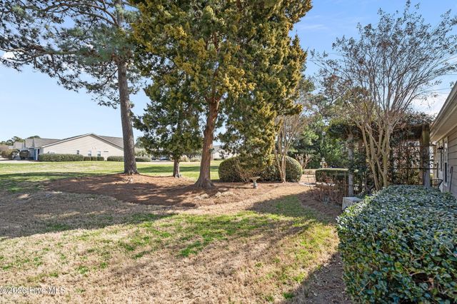 5243 Minnesota Drive SE, Southport, NC 28461