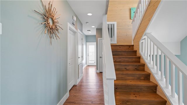 134 Mustang Island Estates Dr, Port Aransas, TX 78373